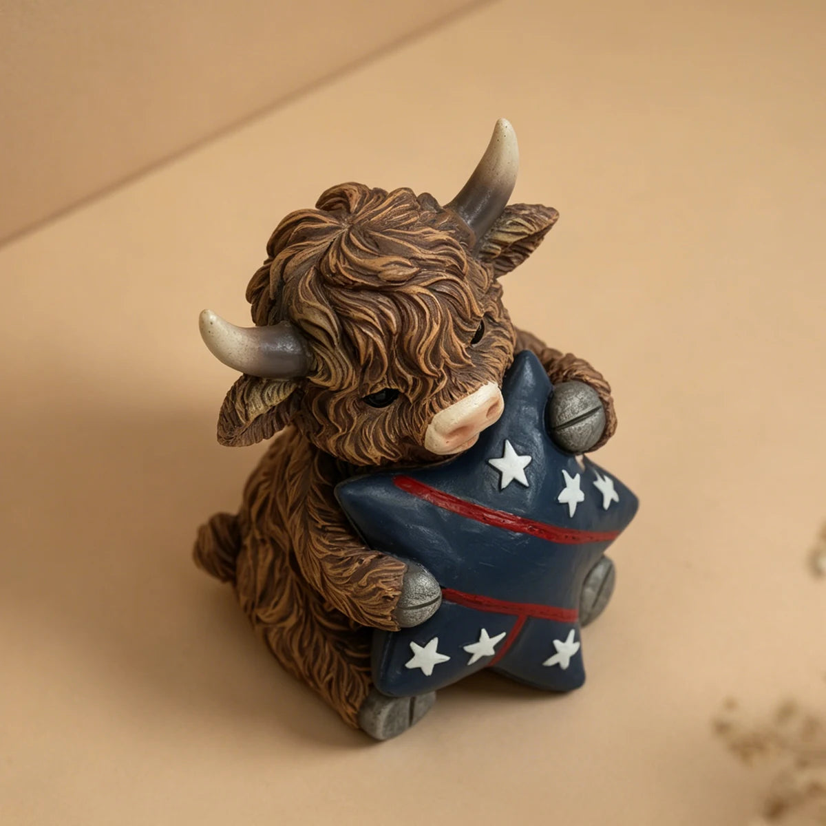 Highland Cow Resin Figurine with Patriotic Star for Home & Garden - product image 5