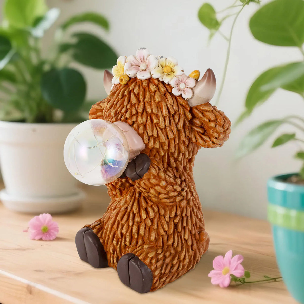 Solar Highland Cow Garden Statue with LED Globe for Outdoor Decor - product image 2